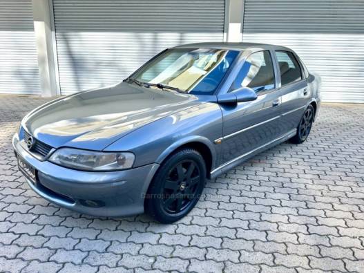 CHEVROLET - VECTRA - 2001/2001 - Cinza - R$ 23.000,00