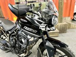 TRIUMPH - TIGER 800 XR - 2016/2017 - Preta - R$ 48.500,00