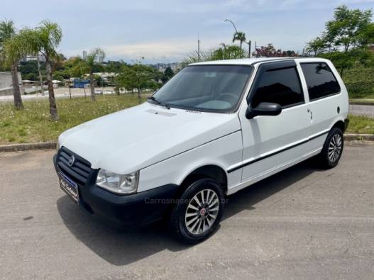 FIAT - UNO - 2005/2006 - Branca - R$ 14.000,00