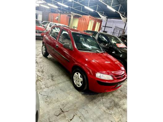 CHEVROLET - CELTA - 2002/2003 - Vermelha - R$ 16.500,00