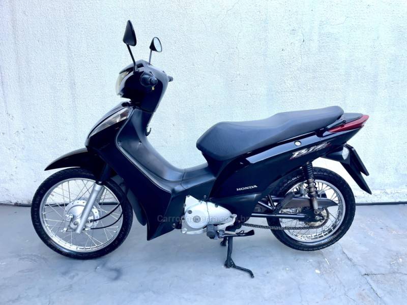 HONDA - BIZ 125 - 2011/2011 - Preta - R$ 9.500,00