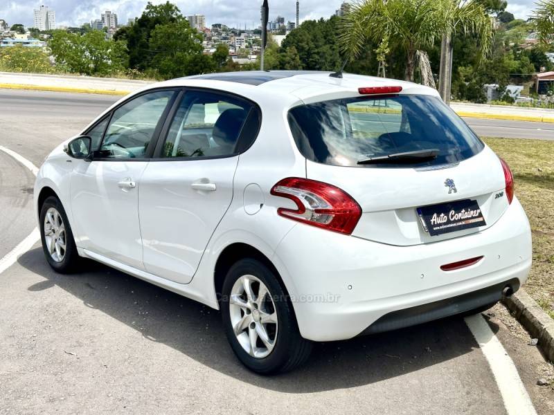 PEUGEOT - 208 - 2016/2016 - Branca - R$ 49.800,00