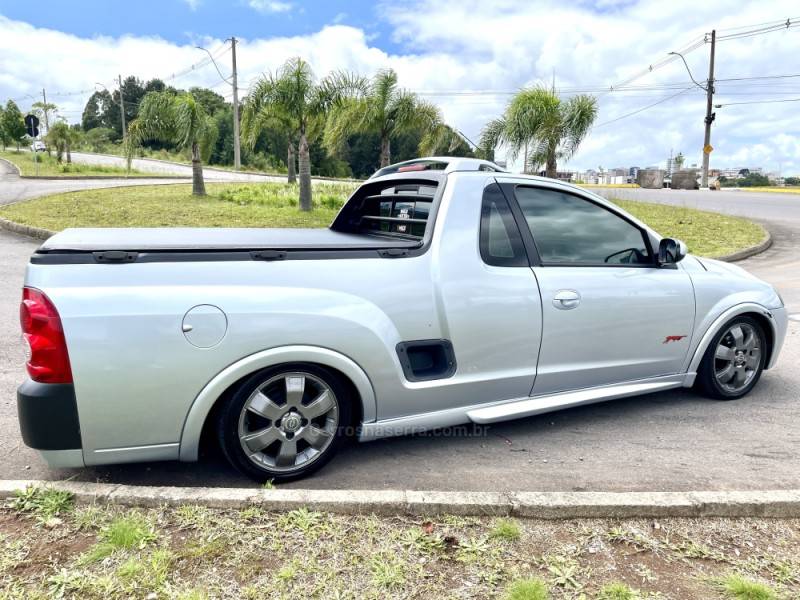 CHEVROLET - MONTANA - 2010/2010 - Prata - R$ 41.900,00