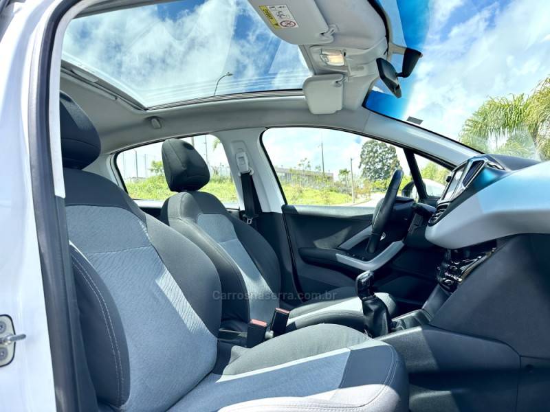 PEUGEOT - 208 - 2016/2016 - Branca - R$ 49.800,00