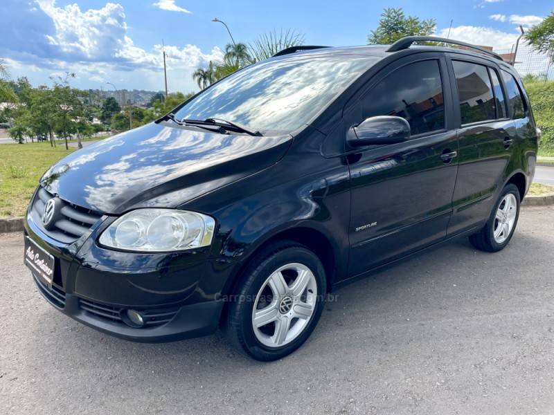 VOLKSWAGEN - SPACEFOX - 2008/2009 - Preta - R$ 31.900,00