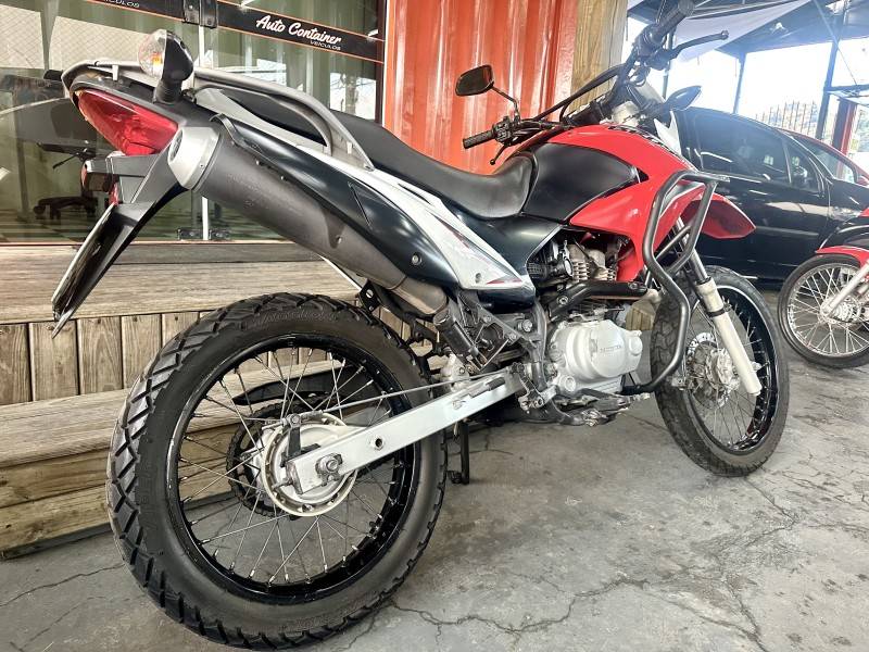 HONDA - NXR 150 - 2014/2014 - Vermelha - R$ 14.500,00