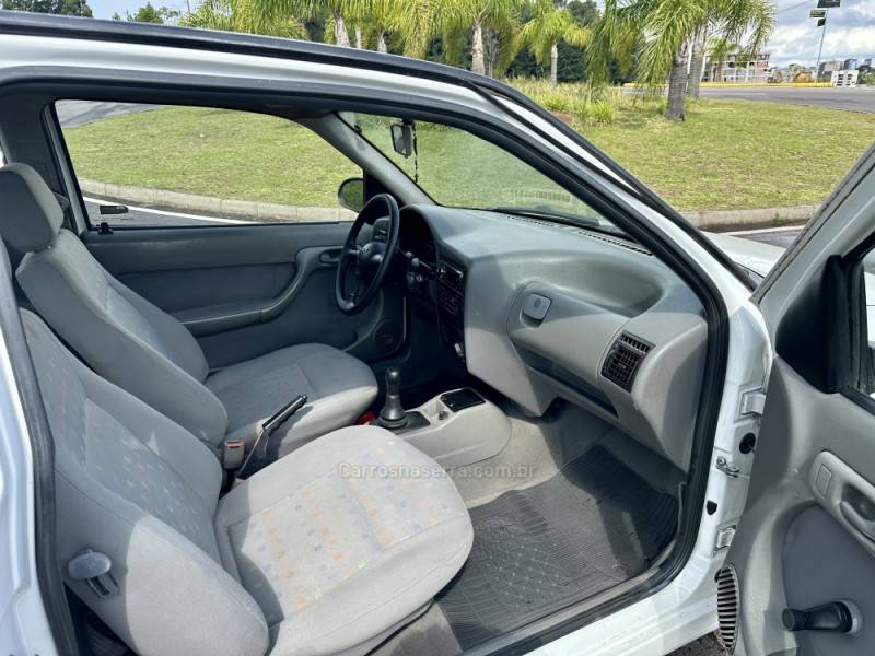 VOLKSWAGEN - GOL - 2000/2001 - Branca - R$ 12.900,00