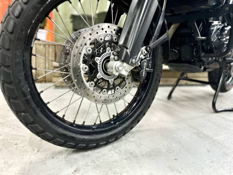 BMW - F 800 - 2012/2012 - Laranja - R$ 38.000,00