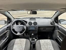 FORD - FIESTA - 2009/2009 - Prata - R$ 25.900,00
