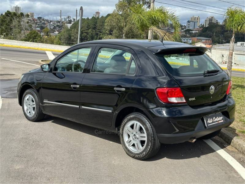 VOLKSWAGEN - GOL - 2009/2010 - Preta - R$ 24.000,00