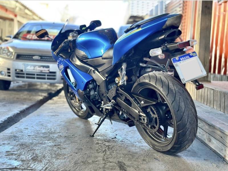 KAWASAKI - NINJA ZX-6R 636 - 2006/2006 - Azul - R$ 29.500,00