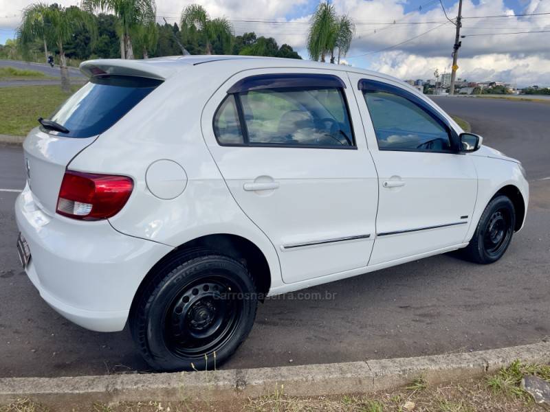 VOLKSWAGEN - GOL - 2009/2010 - Branca - R$ 23.500,00