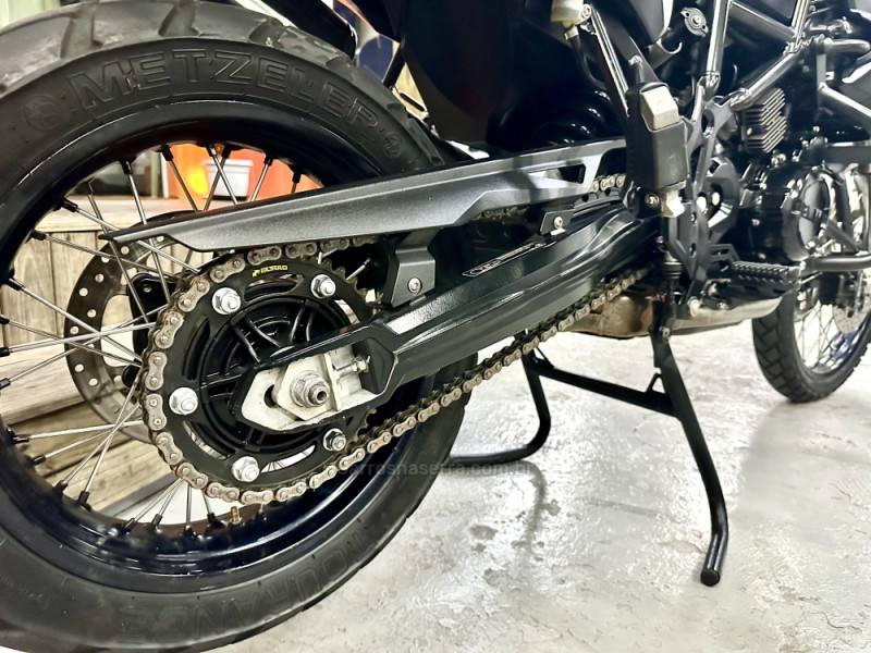 BMW - F 800 - 2012/2012 - Laranja - R$ 38.000,00