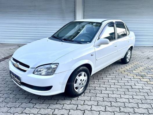 CHEVROLET - CLASSIC - 2014/2014 - Branca - R$ 29.000,00