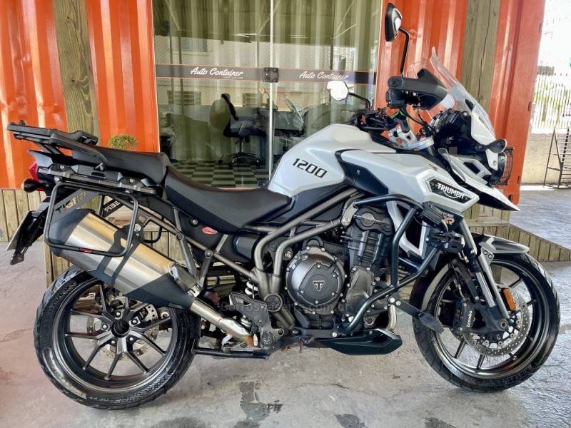 TRIUMPH - TIGER EXPLORER - 2016/2017 - Branca - R$ 54.900,00