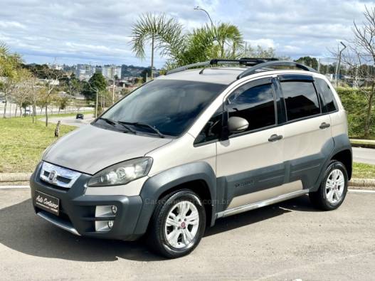 FIAT - IDEA - 2012/2013 - Bege - R$ 36.900,00
